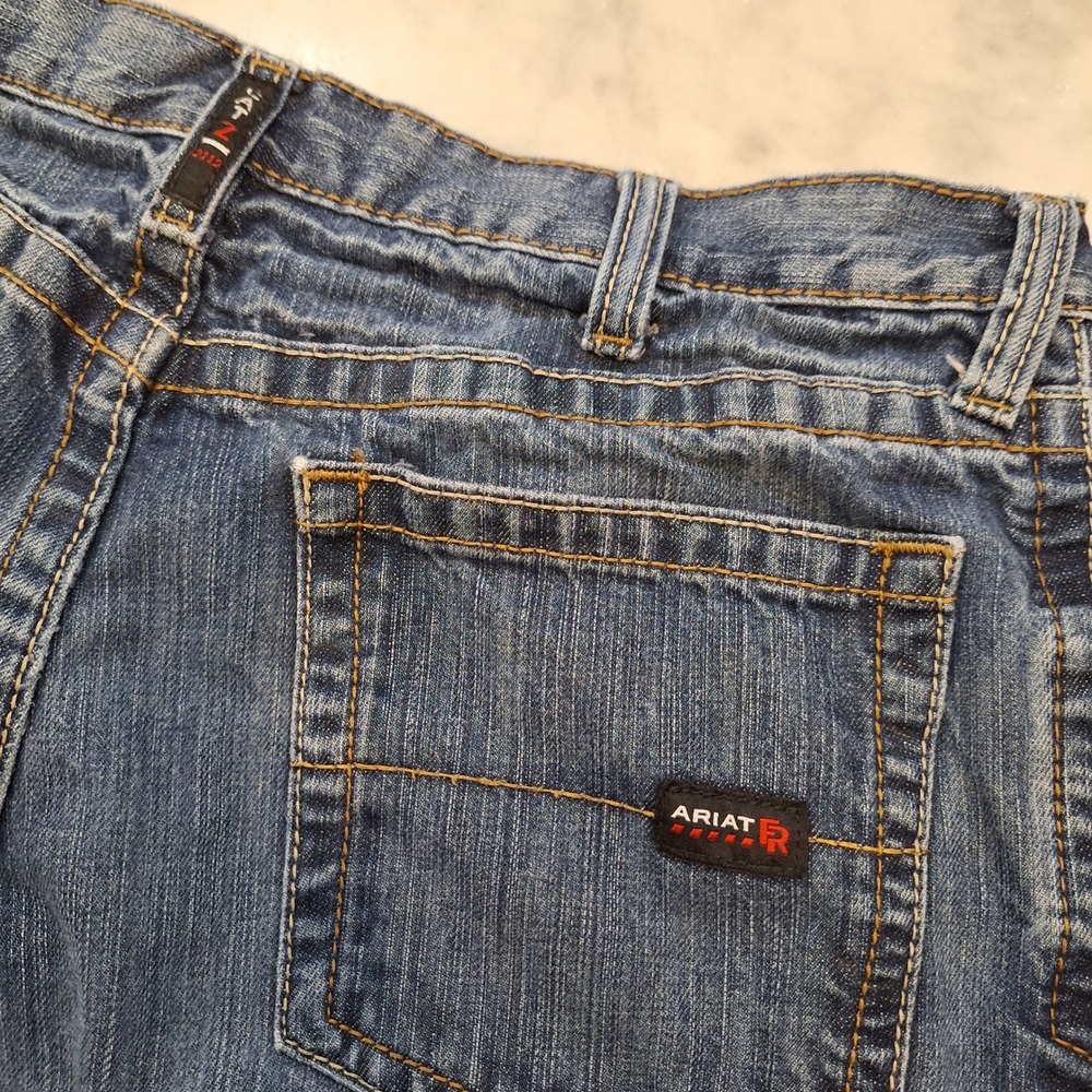 Ariat FR M4 Relaxed Boot Jeans Mens 35x32 (31) Blue FR Bootcut Work Denim Pants - Picture 8 of 9